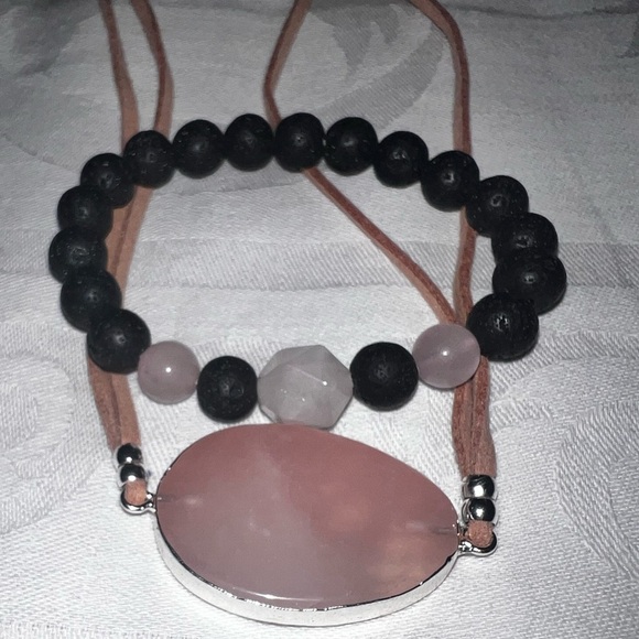 Pink stone jewelry - Picture 2 of 7